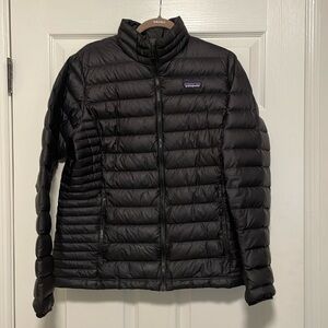 Black goose down Patagonia jacket